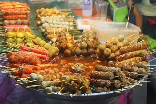 'Xiên bẩn': Mối nguy từ ẩm thực đường phố