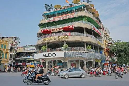 Hà Nội sẽ phá bỏ tòa nhà 'Hàm cá mập'