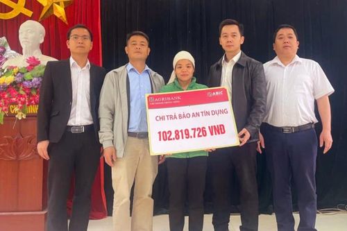 Chi trả quyền lợi bảo hiểm Bảo an tín dụng cho gia đình khách hàng tại Hà Quảng