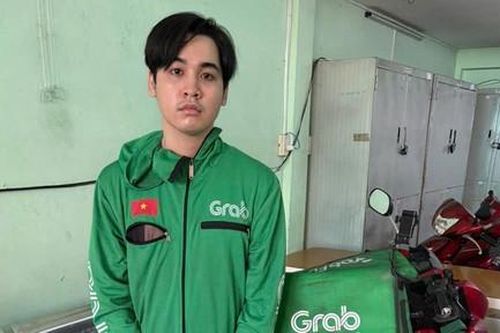 Công an truy xét nhanh bắt kẻ cướp giật ĐTDĐ của nữ sinh ở quận Bình Thạnh