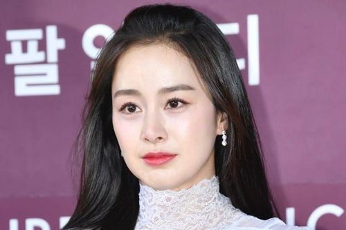 Kim Tae Hee từng bị cướp tấn công