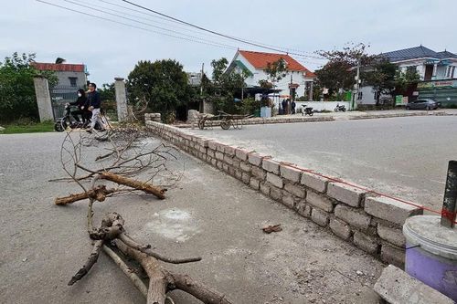 TP Hải Dương: vì sao người dân xây tường chắn lòng đường?
