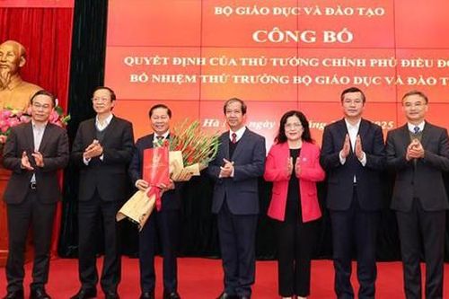 Công bố quyết định điều động, bổ nhiệm Thứ trưởng và lãnh đạo các đơn vị Bộ Giáo dục và Đào tạo
