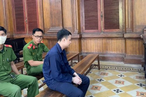 Sập bẫy 'xe sang, giá tốt', đại gia bị lừa hơn 5 tỷ đồng
