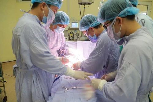 Ca mổ lấy thai cho sản phụ ung thư giai đoạn cuối