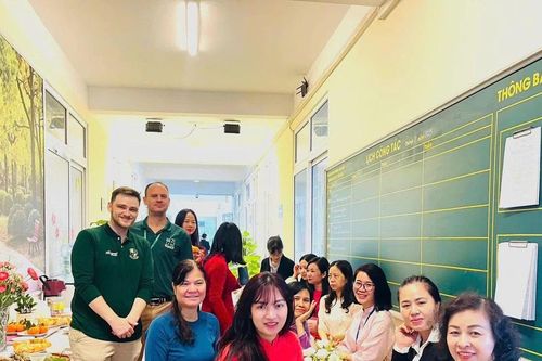 Một tuần trải nghiệm bữa sáng Công đoàn của các thầy cô ở Hà Nội