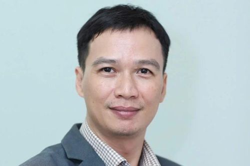 Giáo sư 46 tuổi làm Hiệu trưởng Trường Đại học Khoa học Sức khỏe