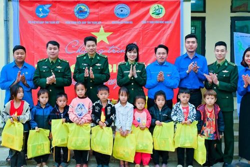 Triển khai các hoạt động 'Tháng Ba biên giới', 'Đồng hành cùng phụ nữ biên cương'