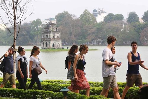 Việt Nam đón gần 4 triệu khách quốc tế trong 2 tháng đầu năm 2025