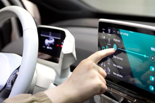 Volkswagen thừa nhận sai lầm với 'cơn ác mộng' màn hình cảm ứng