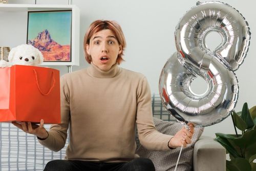 Dân mạng đùa cực hóm về ngày 8/3