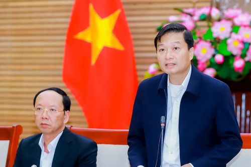 UBND tỉnh Nghệ An họp phiên đầu tiên sau kiện toàn, sắp xếp bộ máy