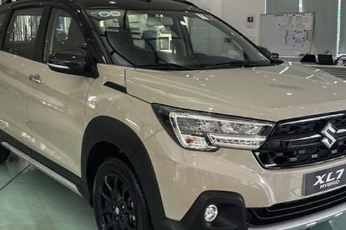 Đây là mẫu xe Nhật có Hybrid rất 'kinh tế' khi chạy dịch vụ