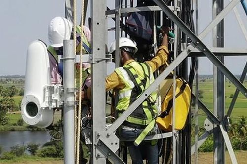 Google khiến thế giới kinh ngạc với Internet 'tốc độ ánh sáng'