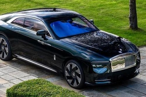 Đây là mẫu xe siêu sang sử dụng điện độc nhất thế giới