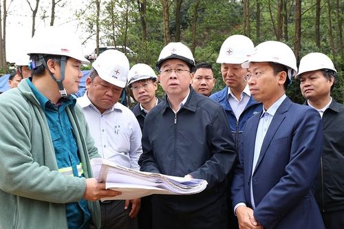 Quyết tâm hoàn thành Dự án Trạm biến áp 220kV Vũng Áng trong tháng 4/2025