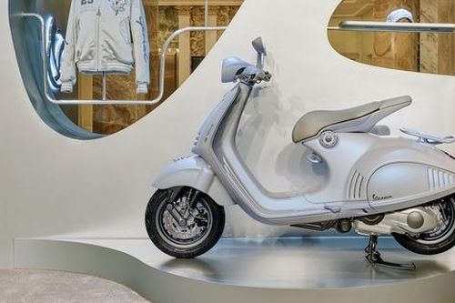 Vespa 946 Snake mang hình loài rắn có mặt tại Việt Nam