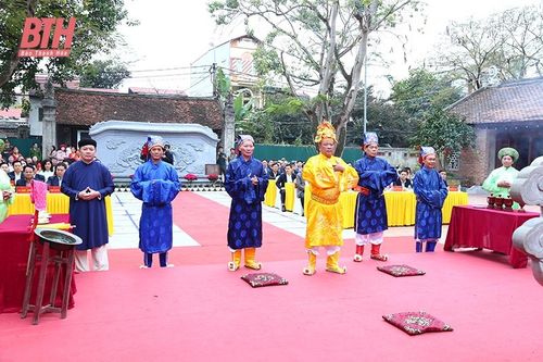 TP Thanh Hóa: Nhiều điểm đến tâm linh hút khách