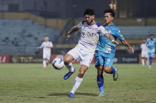 Vòng 16 V-League 2024-2025: Căng thẳng trước quãng nghỉ
