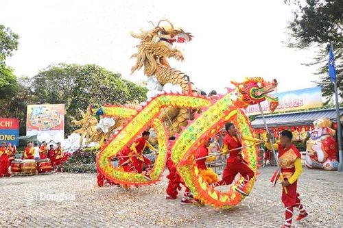 Kích cầu du lịch từ các lễ hội