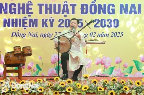 Nghệ sĩ Ưu tú Đình Cương: Hạnh phúc khi được hát chèo, chầu văn ở Biên Hòa - Đồng Nai
