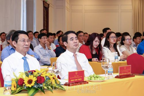 Khánh Hòa tiên phong phát triển nuôi biển công nghệ cao: Phát động nuôi biển công nghệ cao