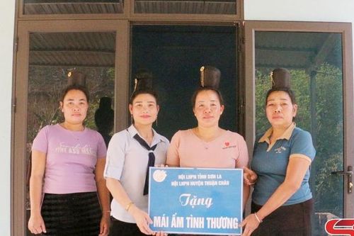 'Mái ấm tình thương' giúp hội viên an cư