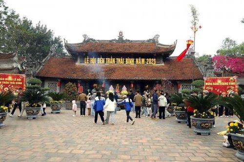 Thái Bình: Đền Trần Hưng Hà giữ được nét kiến trúc cổ kính