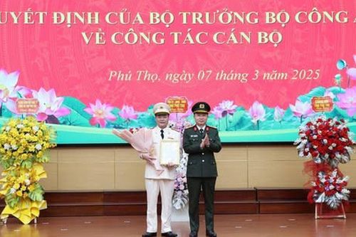 Công bố quyết định bổ nhiệm Phó Giám đốc Công an tỉnh Phú Thọ