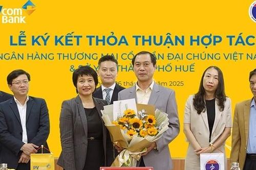 PVcomBank và Sở Y tế Thành phố Huế ký kết thỏa thuận hợp tác