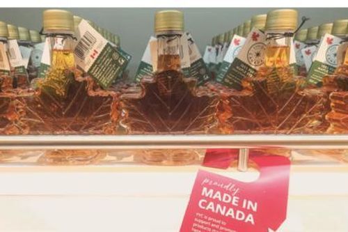 Người dân Canada 'tẩy chay' hàng hóa Mỹ để phản đối thuế quan