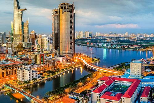 Mục tiêu tăng trưởng GDP trên 8%: Doanh nghiệp Việt phải sớm thành đại bàng