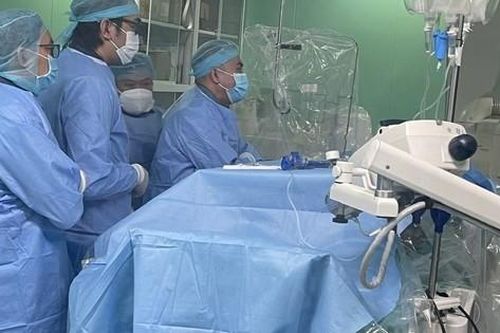 Cứu bệnh nhân chấn thương thận phức tạp bằng kỹ thuật mới