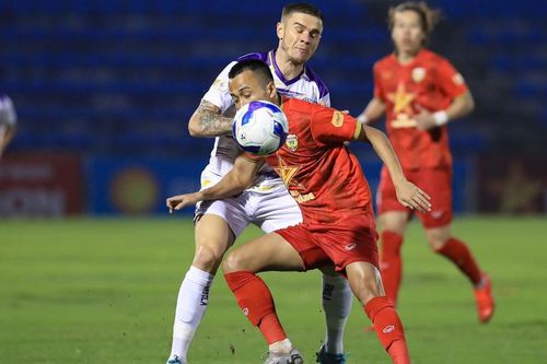 HLV của đội bóng được coi là 'hiện tượng V-League' không hài lòng với biệt danh đặc biệt của đội nhà