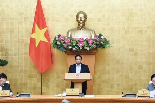 Theo dõi chặt chẽ, phản ứng chính sách kịp thời, linh hoạt với mọi diễn biến của tình hình thế giới