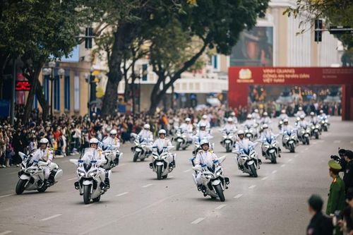 Hoành tráng Lễ diễu binh, diễu hành 'Vinh quang Công an nhân dân'