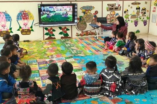 Giáo viên vùng cao vận dụng kỹ năng số nâng chất lượng tiết dạy