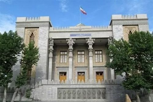 Iran triệu Đại sứ Anh để phản đối cách tiếp cận 'thiếu tính xây dựng' của London