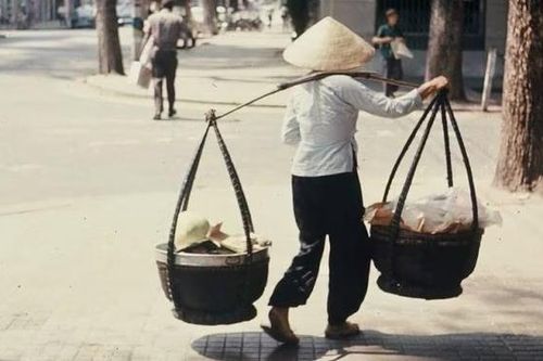 Rộn ràng gánh quê