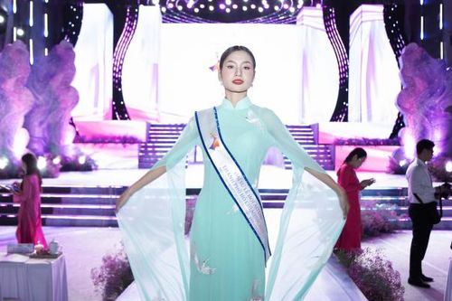 Hoa hậu Nguyễn Thanh Hà: 'Áo dài luôn là lựa chọn ưu tiên của tôi'