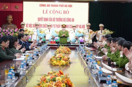 Bổ nhiệm 13 Phó Thủ trưởng Cơ quan Cảnh sát điều tra Công an TP Hà Nội