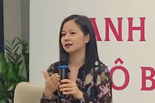 Đọc 'Khơi nguồn hạnh phúc vô biên' để định nghĩa lại hạnh phúc