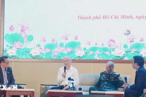 Hội nghị báo cáo viên toàn quốc: Không có chuyện bàn lùi trong sắp xếp bộ máy