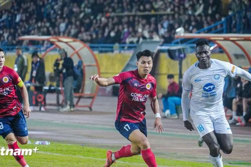 Chia điểm với Nam Định ở Hàng Đẫy, Công an Hà Nội gặp khó trong cuộc đua vô địch
