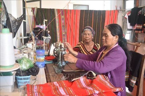 Ngày Quốc tế Phụ nữ 8/3: Tiếp sức phụ nữ tự tin khởi nghiệp