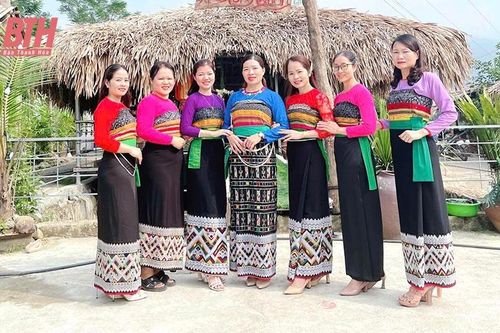 Trung Tiến gìn giữ và phát huy các giá trị văn hóa dân tộc Thái