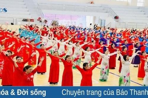 Đặc sắc những màn đồng diễn dân vũ thể thao kỷ niệm Ngày Quốc tế phụ nữ 8/3