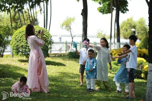 Dư luận đồng tình với chủ trương không kỷ luật đảng viên sinh con thứ ba trở lên