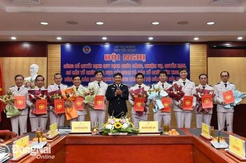Ông Lê Văn Thung làm Chi cục trưởng Chi cục Hải quan khu vực XVIII đóng tại Đồng Nai