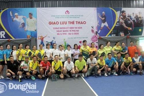 Khắp nơi trong tỉnh ngày 8-3